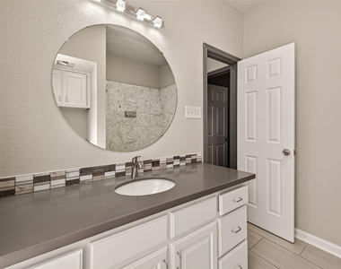 4024 Breakwood Drive - Photo Thumbnail 22