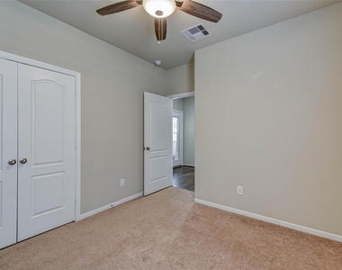 2603 Deerwood Heights Lane - Photo Thumbnail 13