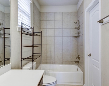 2603 Deerwood Heights Lane - Photo Thumbnail 18