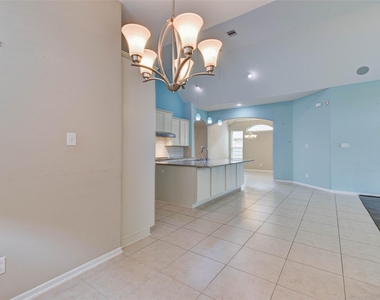2603 Deerwood Heights Lane - Photo Thumbnail 2