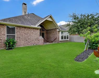 2603 Deerwood Heights Lane - Photo Thumbnail 20