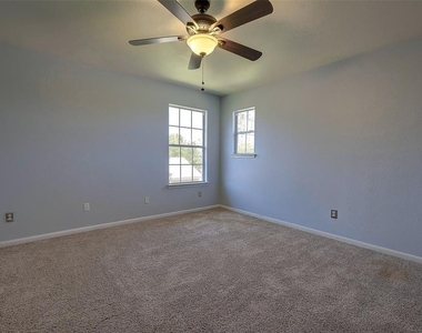 6707 Wild Pecan Trail - Photo Thumbnail 23