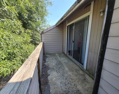 8323 Wilcrest Drive - Photo Thumbnail 15