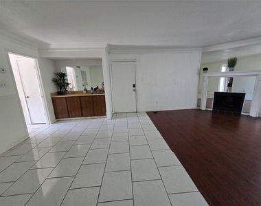 8323 Wilcrest Drive - Photo Thumbnail 2