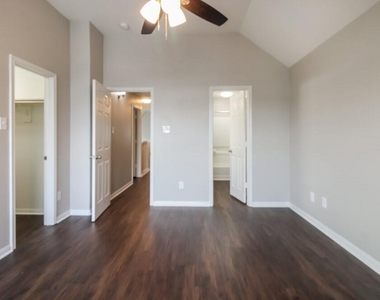 15474 Bammel Oaks Court - Photo Thumbnail 11