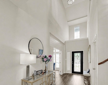 25806 Palmdale Estate Drive - Photo Thumbnail 6