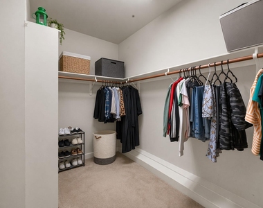 25806 Palmdale Estate Drive - Photo Thumbnail 10