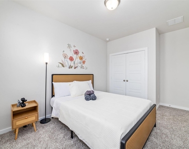 14843 Silent Gulf Ave - Photo Thumbnail 21