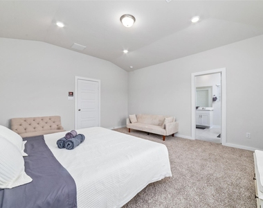 14843 Silent Gulf Ave - Photo Thumbnail 27