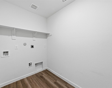 9228 Boulder Boulevard - Photo Thumbnail 21