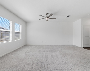 9228 Boulder Boulevard - Photo Thumbnail 14