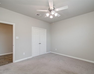 1705 Bayway Drive - Photo Thumbnail 29