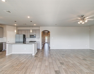 1705 Bayway Drive - Photo Thumbnail 12