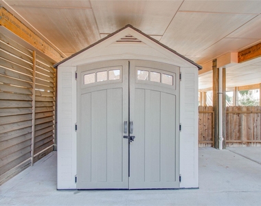 1705 Bayway Drive - Photo Thumbnail 8