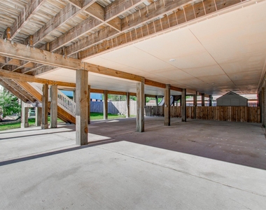 1705 Bayway Drive - Photo Thumbnail 3