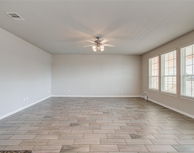 1705 Bayway Drive - Photo Thumbnail 13