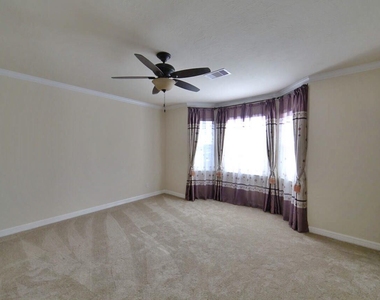 6307 Falling Briar Ln - Photo Thumbnail 12