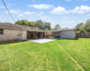 7614 Braesview Lane - Photo Thumbnail 25