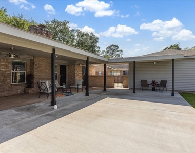 7614 Braesview Lane - Photo Thumbnail 26