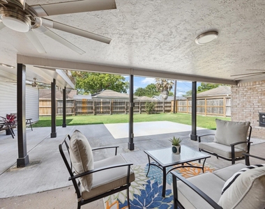 7614 Braesview Lane - Photo Thumbnail 23
