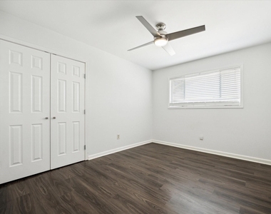 7614 Braesview Lane - Photo Thumbnail 21