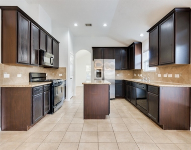 3426 Lily Ranch Drive - Photo Thumbnail 12