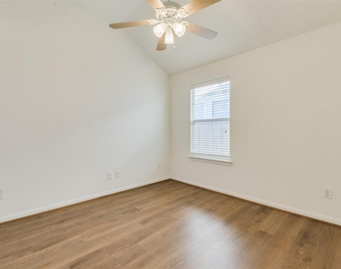 3426 Lily Ranch Drive - Photo Thumbnail 20