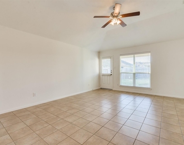 3426 Lily Ranch Drive - Photo Thumbnail 16