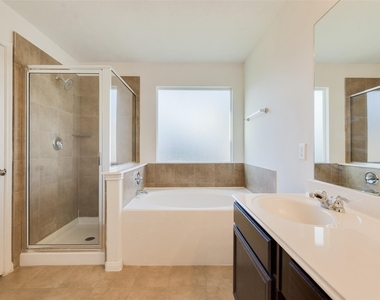 3426 Lily Ranch Drive - Photo Thumbnail 2