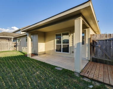3426 Lily Ranch Drive - Photo Thumbnail 3