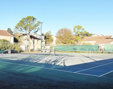 7900 N Stadium Dr - Photo Thumbnail 18
