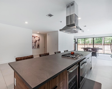 1601 Beech Drive - Photo Thumbnail 25