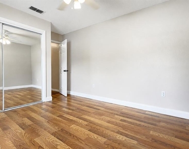 2469 Lackland Avenue - Photo Thumbnail 22