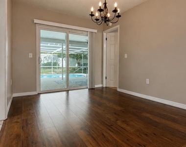 2469 Lackland Avenue - Photo Thumbnail 6