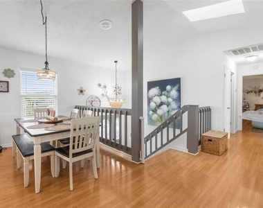 6029 Bayway Court - Photo Thumbnail 13