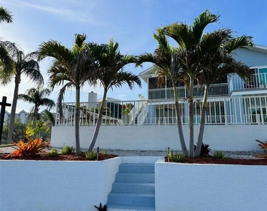 6029 Bayway Court - Photo Thumbnail 4