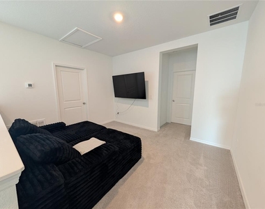 3385 Lapis Lake Drive - Photo Thumbnail 6