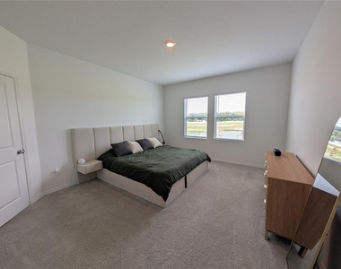 3385 Lapis Lake Drive - Photo Thumbnail 18