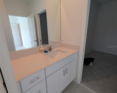 3385 Lapis Lake Drive - Photo Thumbnail 10