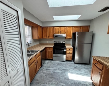 1187 Malone Court - Photo Thumbnail 5