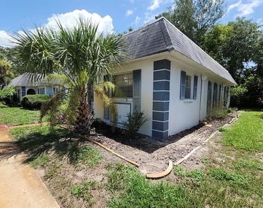 4240 Sheldon Place - Photo Thumbnail 23
