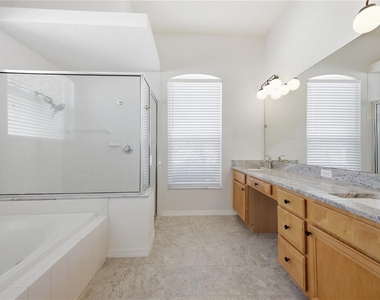 3209 Partridge Point Trail - Photo Thumbnail 11