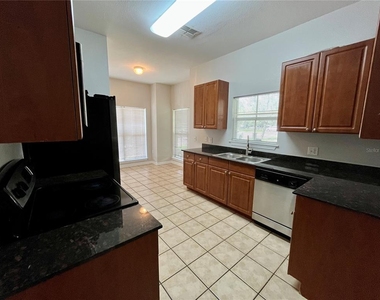 8202 Downpatrick Court - Photo Thumbnail 4