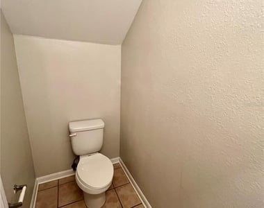 8202 Downpatrick Court - Photo Thumbnail 9