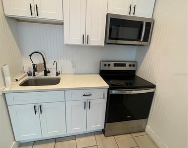 1339 13th Street W - Photo Thumbnail 2