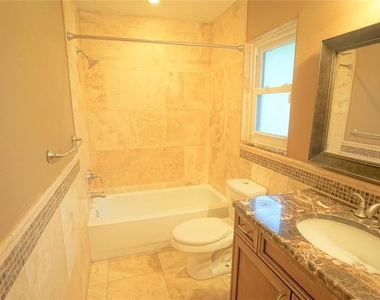 15903 Dover Cliffe Drive - Photo Thumbnail 16