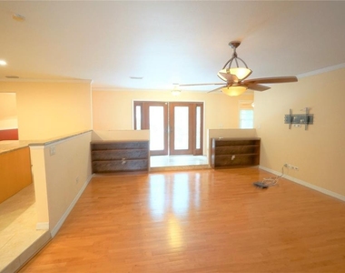 15903 Dover Cliffe Drive - Photo Thumbnail 8