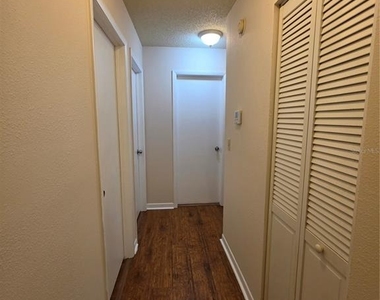 5202 Sunridge Palms Drive - Photo Thumbnail 13