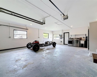 12756 Poinsettia Avenue - Photo Thumbnail 23