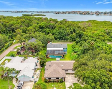 12756 Poinsettia Avenue - Photo Thumbnail 27